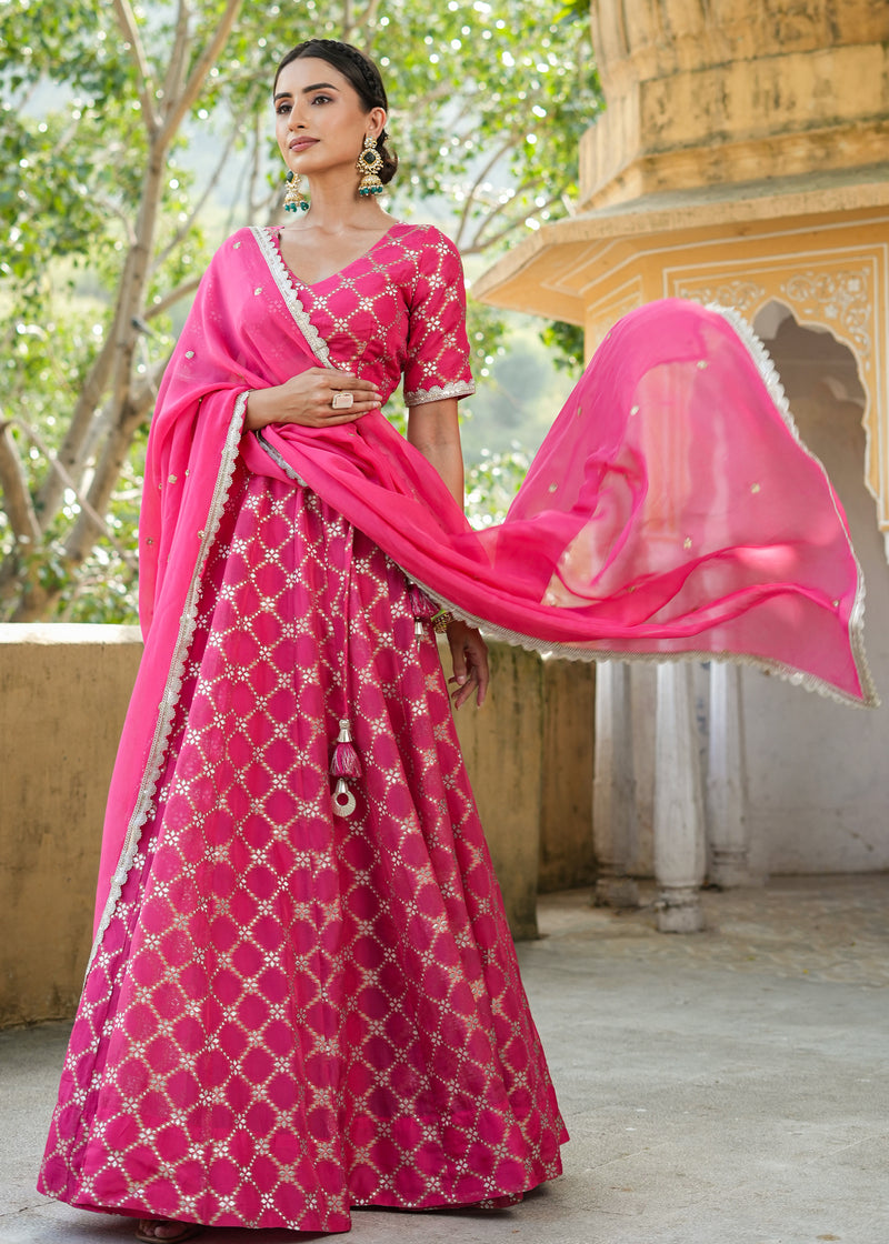 Dhriti Pink Organza Jacquard lehenga set