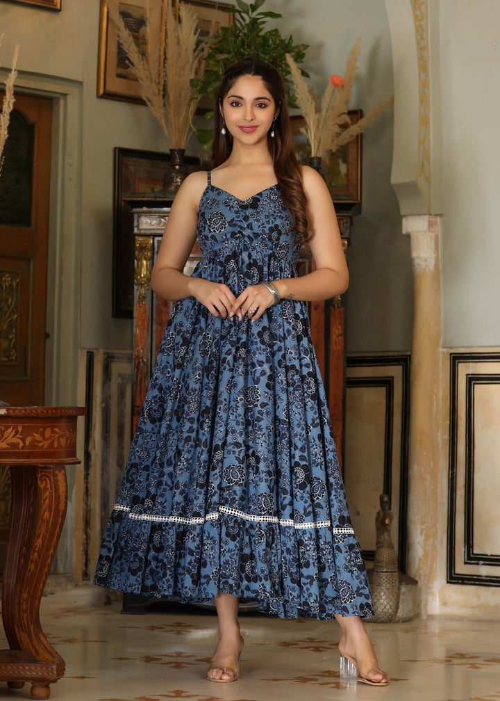 Nivi Printed Blue Sleeveless Flared Dress