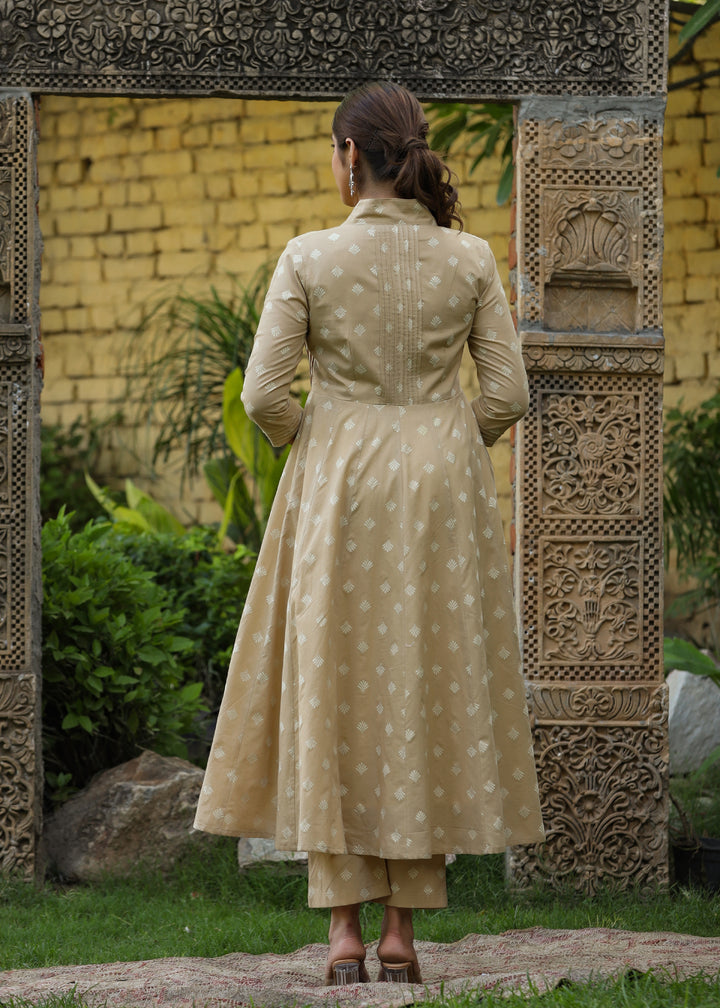 Hayat Kalidar White Kurta & Beige Printed Shrug With Pant