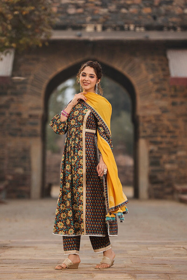Veeda Brown  Floral High Slit Suit With Pant And Dupatta