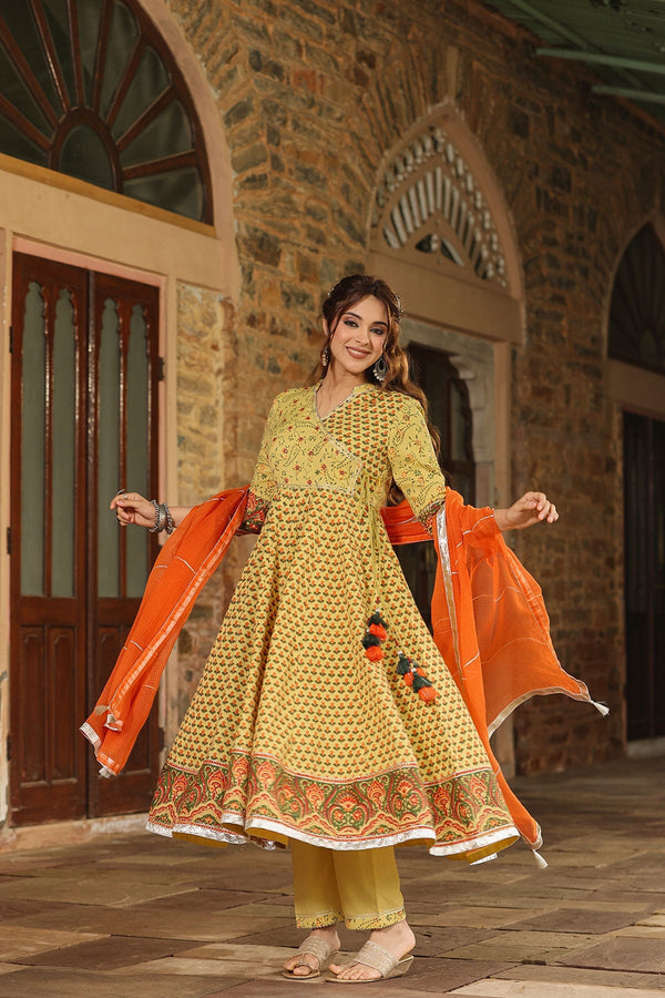 Fitrat Yellow Block Printed  Floral Anarkali Suit With Pant And Dupatta