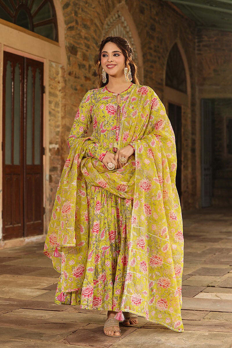Rida Tiered Green Long Floral Printed Suit Set With Pant And Dupatta