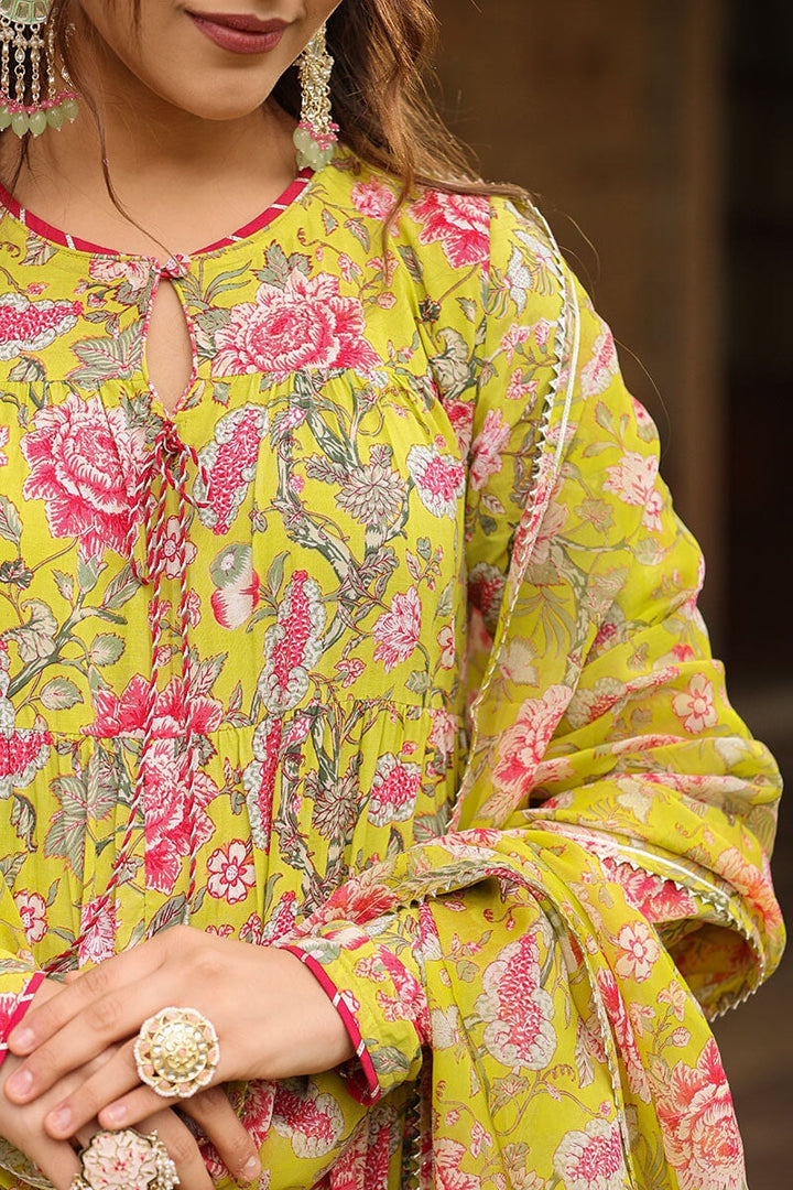 Rida Tiered Green Long Floral Printed Suit Set With Pant And Dupatta