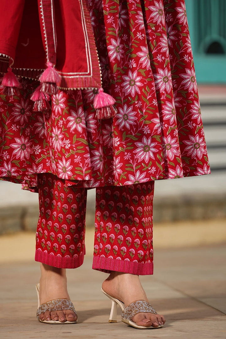 Madhubala Red Gathered Suit With Pant And Dupatta